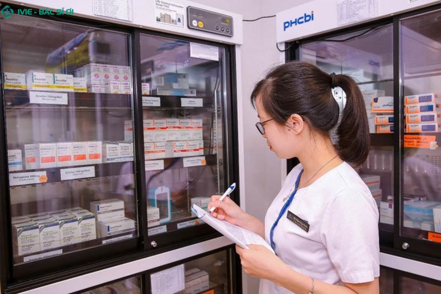 Bảo quản thuốc đặt phụ khoa ở nơi khô ráo, thoáng mát hoặc trong tủ lạnh theo hướng dẫn