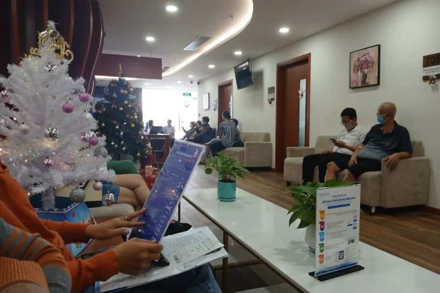 Khoa nội soi phòng khám Bệnh viện Đại học Y Dược 1 cung cấp dịch vụ chẩn đoán, tầm soát và điều trị các bệnh lý đường tiêu hóa