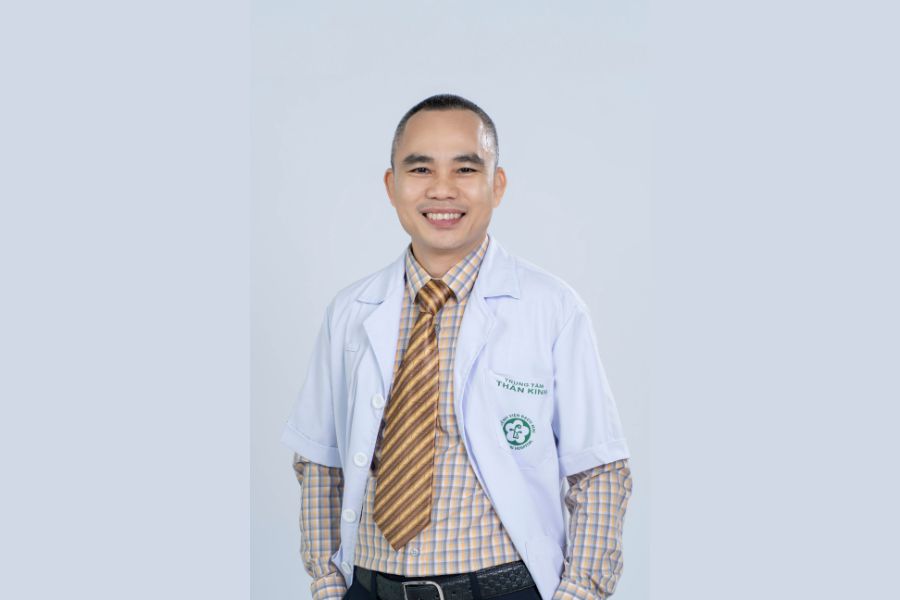 PGS. TS. Võ Hồng Khôi hiện đang đảm nhiệm chức vụ Viện trưởng Viện Thần Kinh Bạch Mai