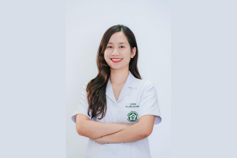 BSCKII. Nguyễn Thị Thu Phương - Thủ khoa Thạc sĩ, Bác sĩ nội trú xuất sắc, chuyên sâu thăm khám bệnh lý da liễu tổng quát và laser thẩm mỹ