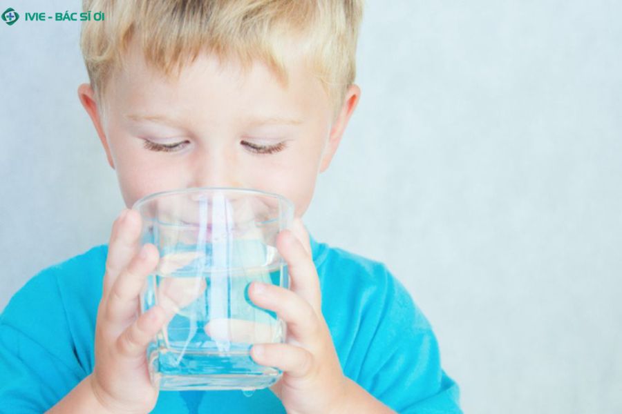 Cách chăm sóc trẻ bị viêm amidan tại nhà