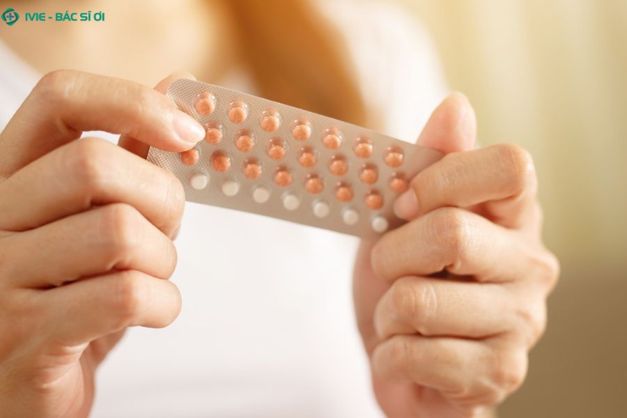 Những tác dụng phụ thường gặp của thuốc tránh thai hàng ngày chị em cần biết