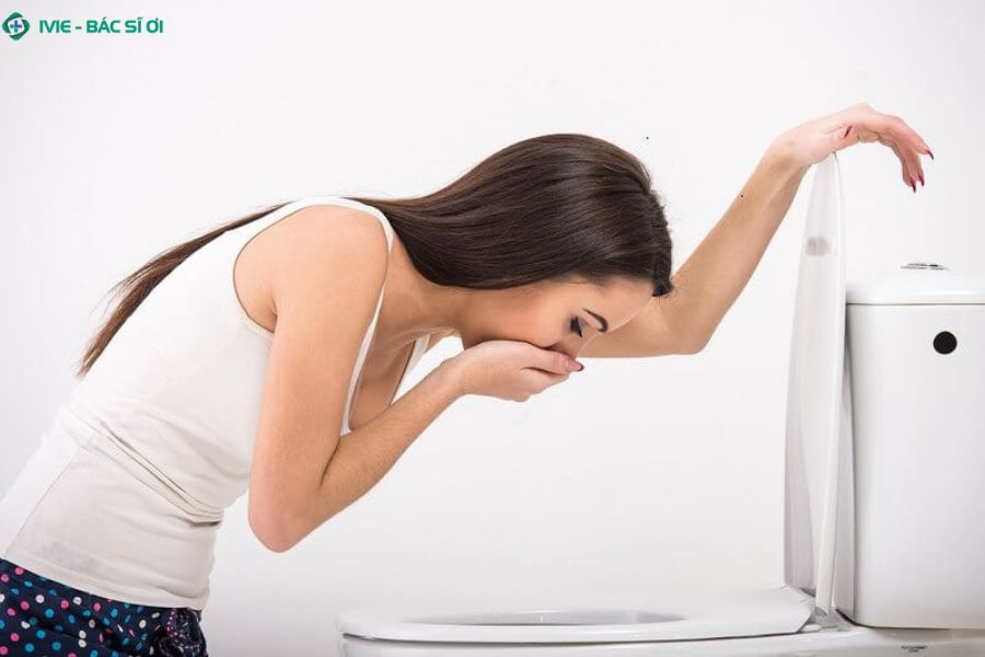 Quan sát sự thay đổi trong thói quen ăn uống và sinh hoạt hàng ngày là chìa khóa giúp cha mẹ nhận biết sớm dấu hiệu mang thai ở tuổi học đường