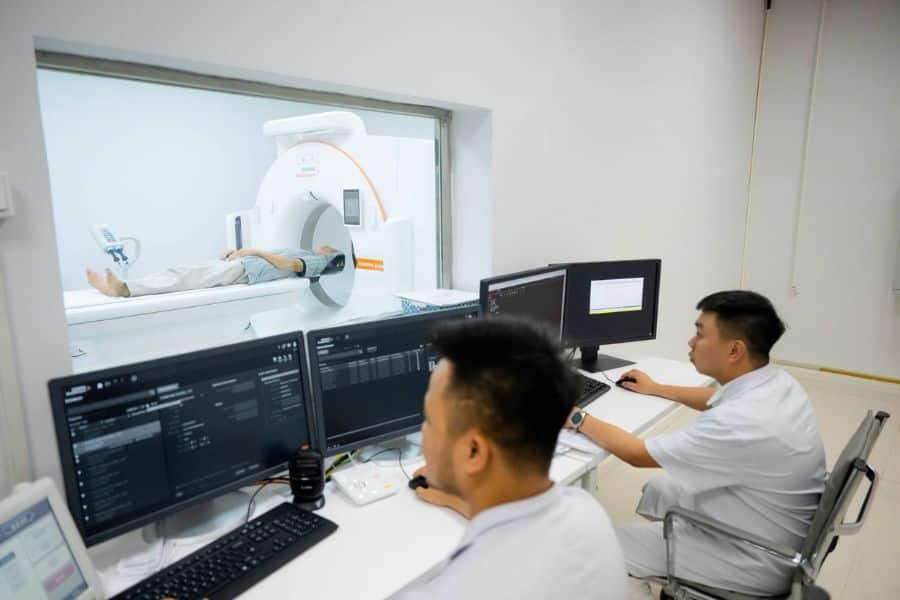 Hệ thống trang thiết bị chẩn đoán hình ảnh tiên tiến hỗ trợ tối đa cho quá trình điều trị bệnh lý cơ xương khớp