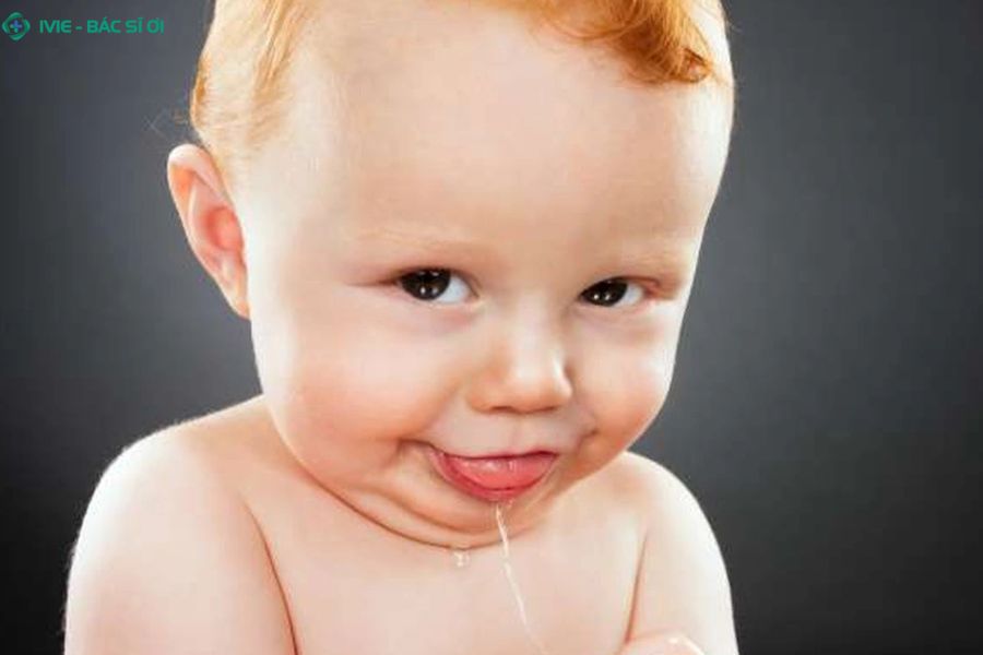Cách chăm sóc trẻ 3 tháng tuổi chảy nước miếng đúng cách