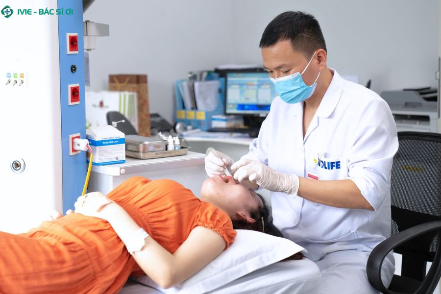 Khám và nội soi Tai Mũi Họng tại Bệnh viện Quốc tế DoLife