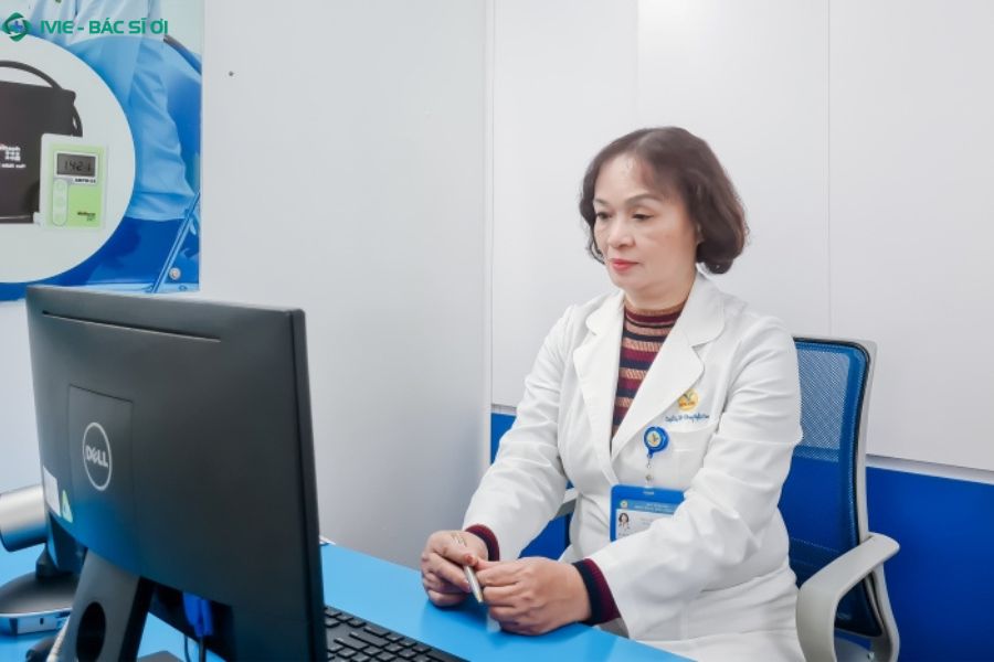 Khám gout với PGS.TS Nguyễn Mai Hồng tại Bệnh viện MEDLATEC