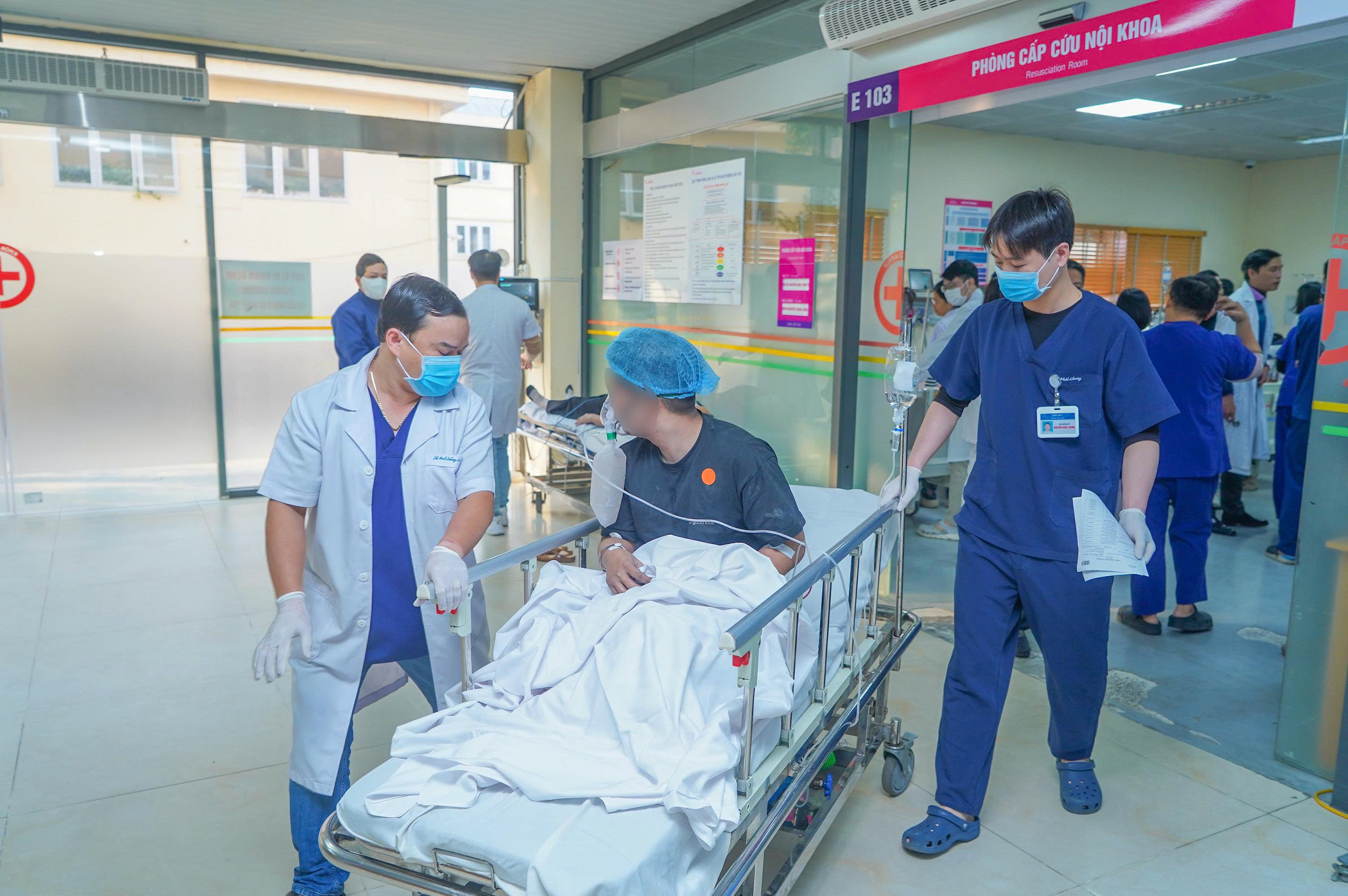 BỆNH VIỆN E - CẤP CỨU NGƯỜI BỆNH TRONG VỤ CHÁY