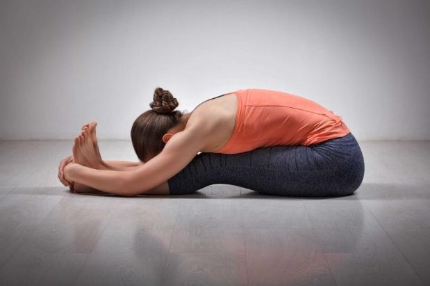 Tư thế căng giãn lưng trong yoga