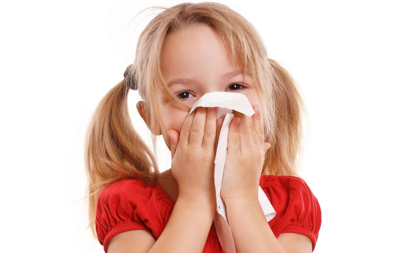 Trẻ bị viêm mũi kéo dài, coi chừng các bệnh lý tai mũi họng
