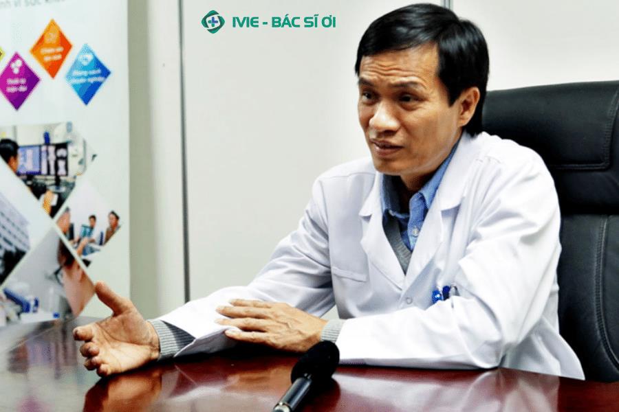 PGS. TS. Bác sĩ Đồng Văn Hệ là một bác sĩ chữa tai biến giỏi