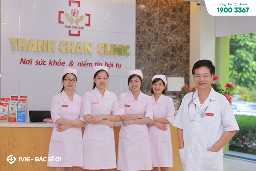 Các bác sĩ, y tá tận tâm, chuyên nghiệp tại PK Thanh Chân