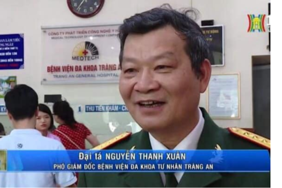 (Đại tá Nguyễn Thanh Xuân Phó giám đốc Bệnh viện Đa Khoa Tràng An)