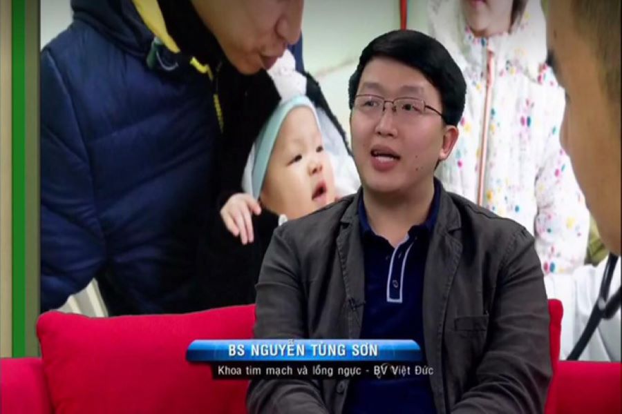 Bác sĩ Nguyễn Tùng Sơn trên truyền hình (Ảnh: BV Việt Đức)