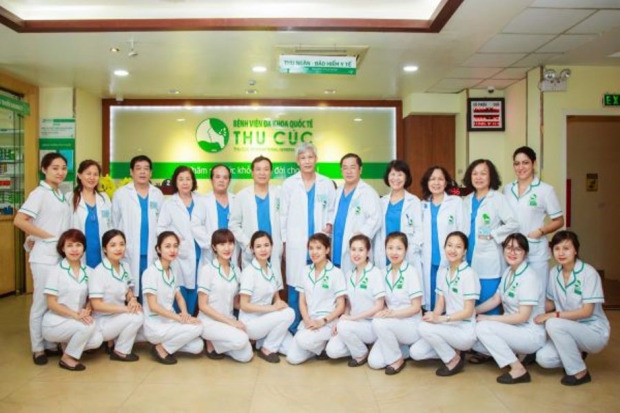 Đội ngũ nhân viên tại bệnh viện quốc tế Thu Cúc