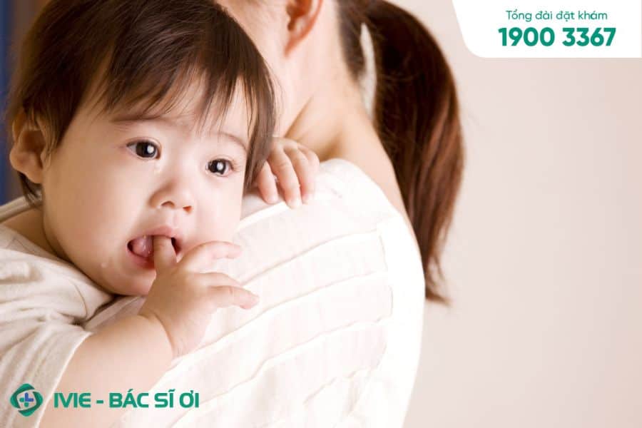 Cha mẹ cần chú ý những gì khi trẻ bị nhiễm lạnh