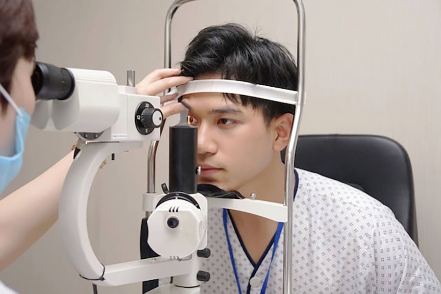 Thạc sĩ. Bác sĩ Nguyễn Duy Bích chuyên thực hiện khám, điều trị và sơ cứu về chuyên khoa Mắt