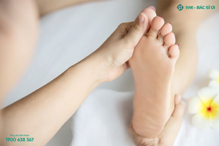 Lựa chọn phương pháp chăm sóc da chân hiệu quả giúp phòng ngừa nổi mẩn đỏ ở chân