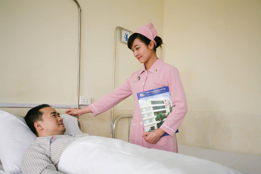 Đặt lịch khám tại Bệnh viện Tràng An giúp khách hàng an tâm, thoải mái hơn