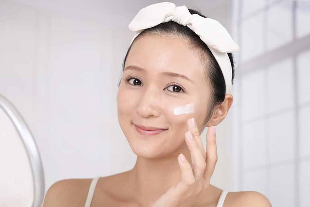 Chăm sóc da mặt để phòng các bệnh lý về da