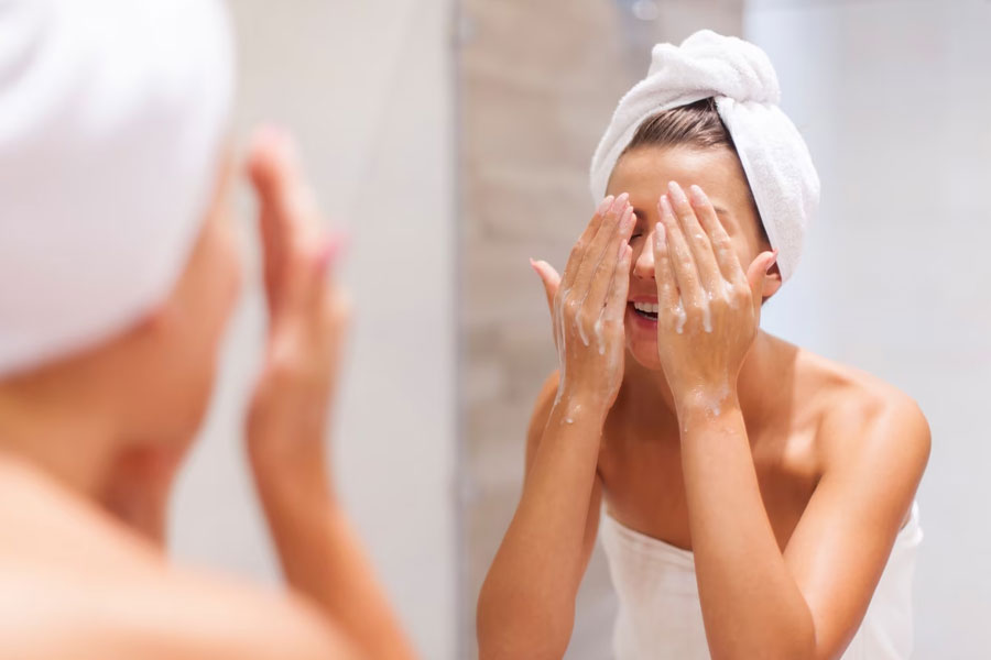 Chăm sóc, vệ sinh và bảo vệ da chính là chìa khóa phòng tránh da nổi mẩn đỏ không ngứa
