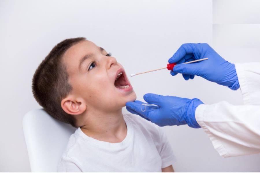 Mẫu xét nghiệm xét nghiệm ADN xuất ngoại có thể là dịch khoang miệng