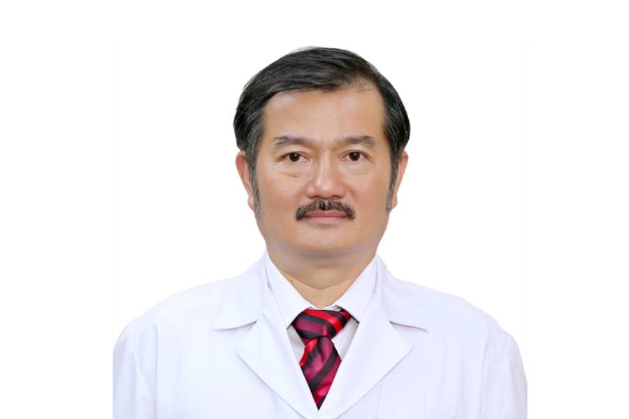 Chân dung PGS.TS Nguyễn Đức Tiến - chuyên gia phẫu thuật tiêu hóa hàng đầu BV Việt Đức (Ảnh: sưu tầm)