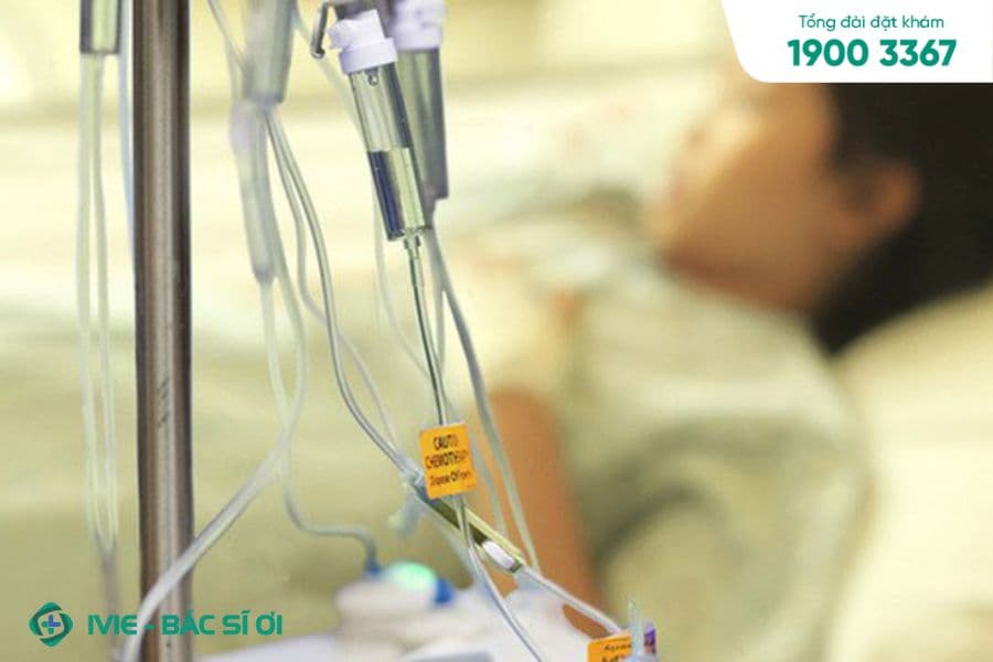 Cha mẹ cần làm gì khi thấy có dấu hiệu ung thư não ở trẻ?