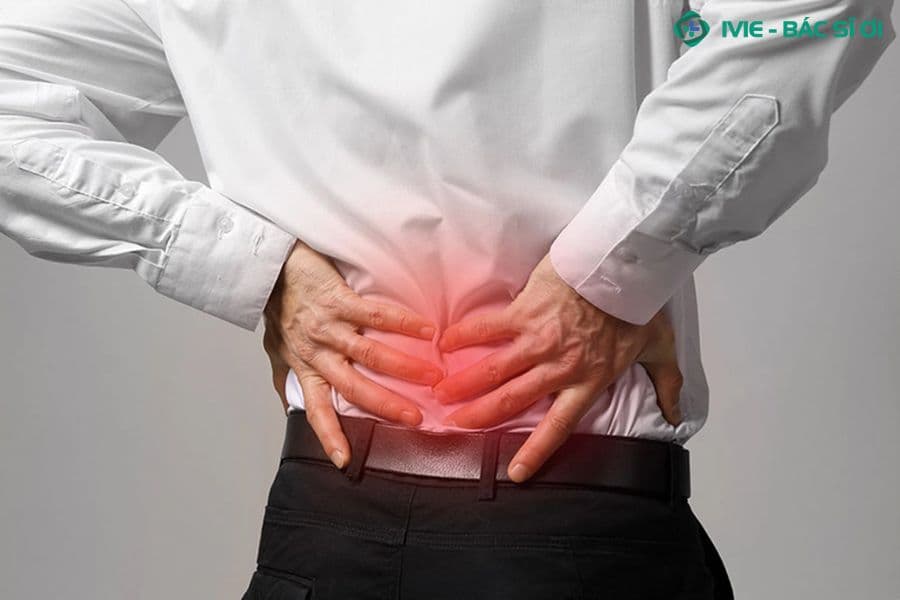 Đau thắt lưng là một trong những dấu hiệu đầu tiên của ung thư thận