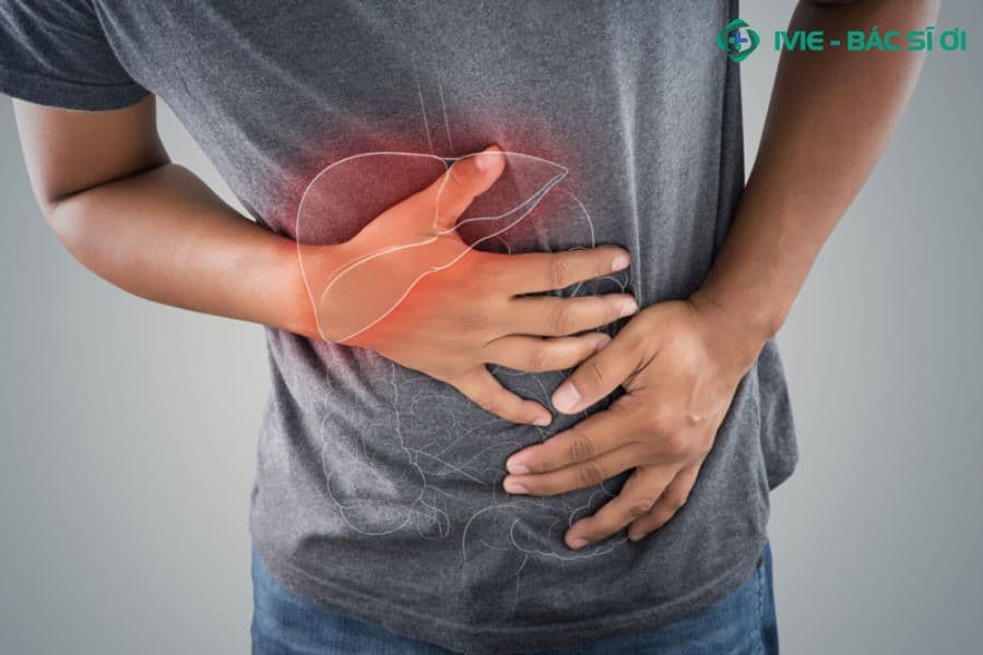 Gan phù nề to do độc tố tích tụ khi mắc ung thư thận