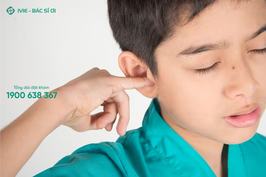 Đau tai: một dấu hiệu của viêm tai giữa