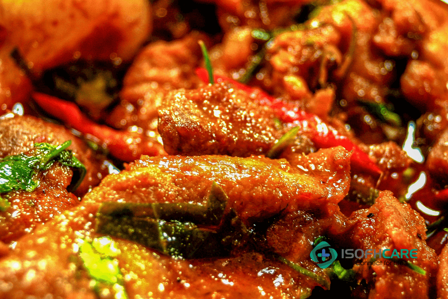 Nói không với đồ ăn cay nóng đối với người bị bệnh đau dạ dày