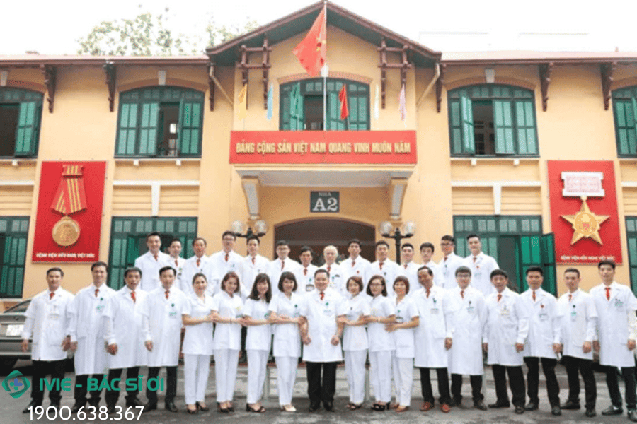Đội ngũ bác sĩ khám xương khớp và điều trị ngoại trú bệnh viện Việt Đức (ảnh: BV Việt Đức)