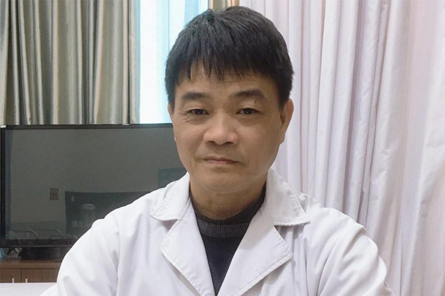 Bác sĩ Lê Quang Tùng
