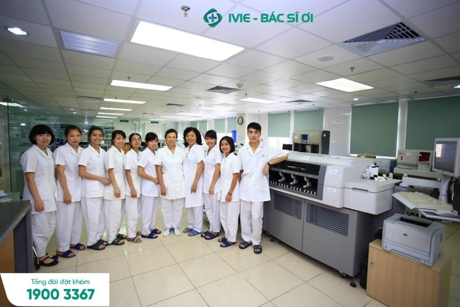 Đội ngũ bác sĩ và kỹ thuật viên giàu kinh nghiệm tại Phòng khám Đa khoa Medelab