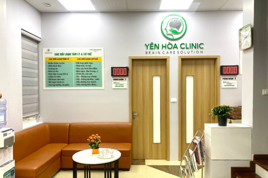 Bác sĩ Trần Thị Thu Hà khám chữa bệnh tại Phòng khám Chuyên khoa Yên Hòa
