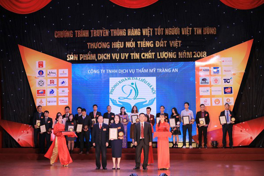 Hình ảnh Phòng khám da liễu Hà Nội nhận được giải thưởng “Trị mụn uy tín”