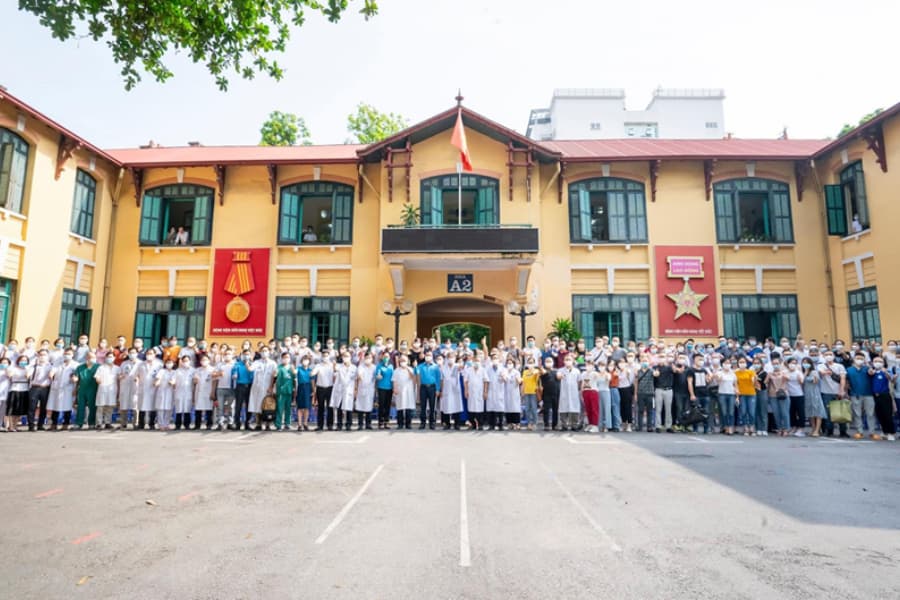 Bệnh viện Hữu nghị Việt Đức - Bệnh viện ngoại khoa hạng đặc biệt
