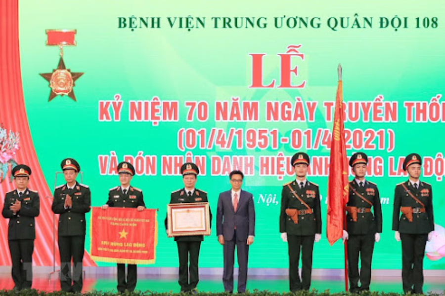 Bệnh viện Trung ương Quân Đội 108 vinh dự 3 lần nhận được Huân chương Lao Động
