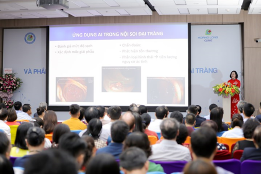 PGS.TS.BS Đào Việt Hằng trình bày về ứng dụng trí tuệ nhân tạo (AI) trong nội soi đại tràng