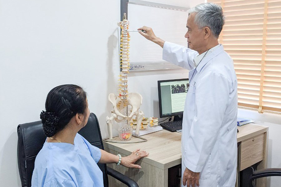 Phòng khám Irec khám, điều trị chuyên khoa về thần kinh cột sống, cơ xương khớp, vật lý trị liệu
