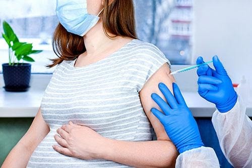 Phụ nữ có thai có được tiêm phòng vacxin ngừa Covid-19