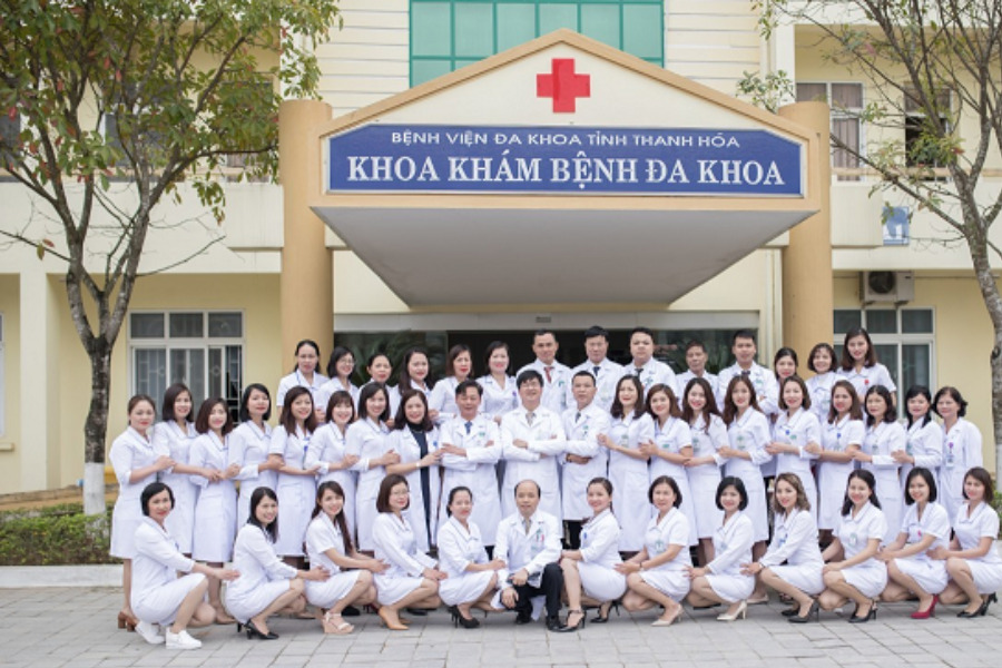 Đội ngũ bác sĩ tại bệnh viện tỉnh Thanh Hóa
