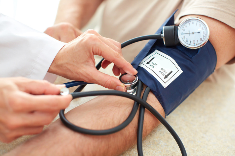 Tăng huyết áp ở người trẻ tuổi: dấu hiệu gợi ý tăng huyết áp thứ phát