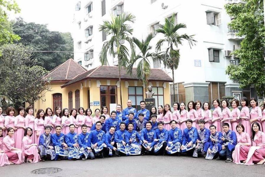 Đội ngũ bác sĩ Khoa Phẫu thuật Hàm mặt Tạo hình và Thẩm mỹ Bệnh viện Hữu Nghị Việt Đức