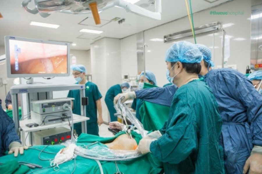 Thăm khám tại Bệnh viện Thu Cúc