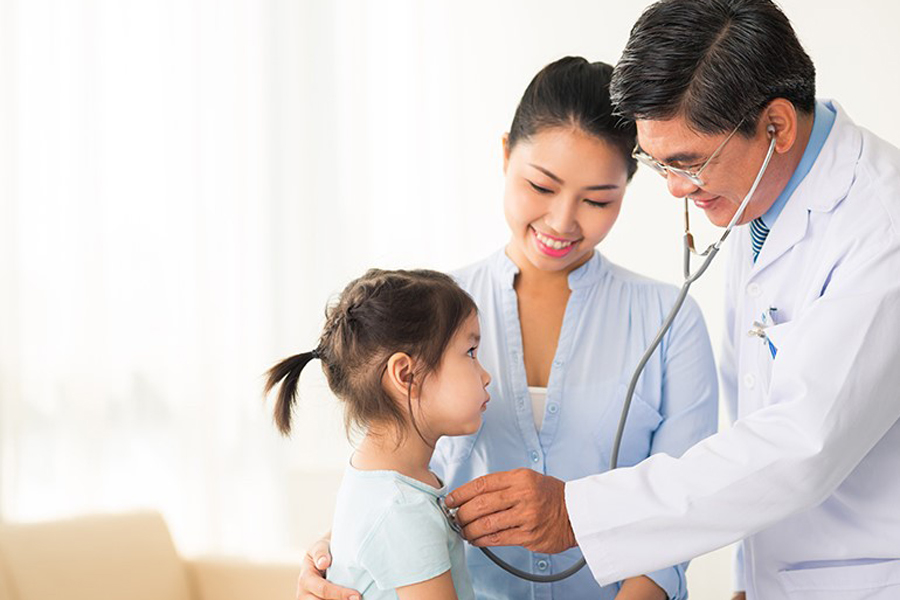 Bác sĩ gia đình Chân Trời Mới sẽ theo dõi sức khỏe thường xuyên và liên tục của khách hàng