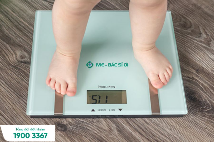 Tiêu chuẩn cân nặng của trẻ 3 tuổi là bao nhiêu được nhiều cha mẹ quan tâm