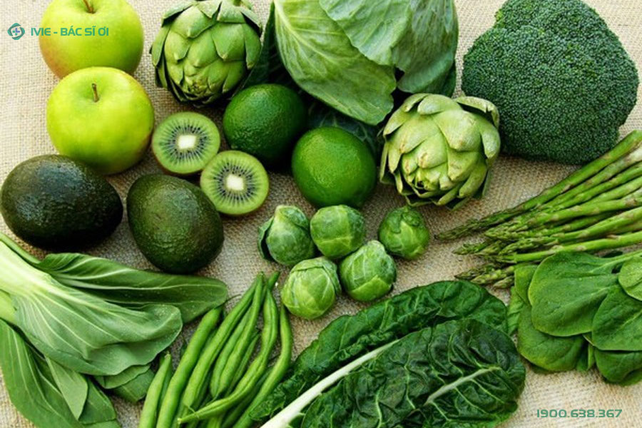 Trẻ bị sốt xuất huyết nên ăn rau xanh giúp trẻ tăng cường đề kháng