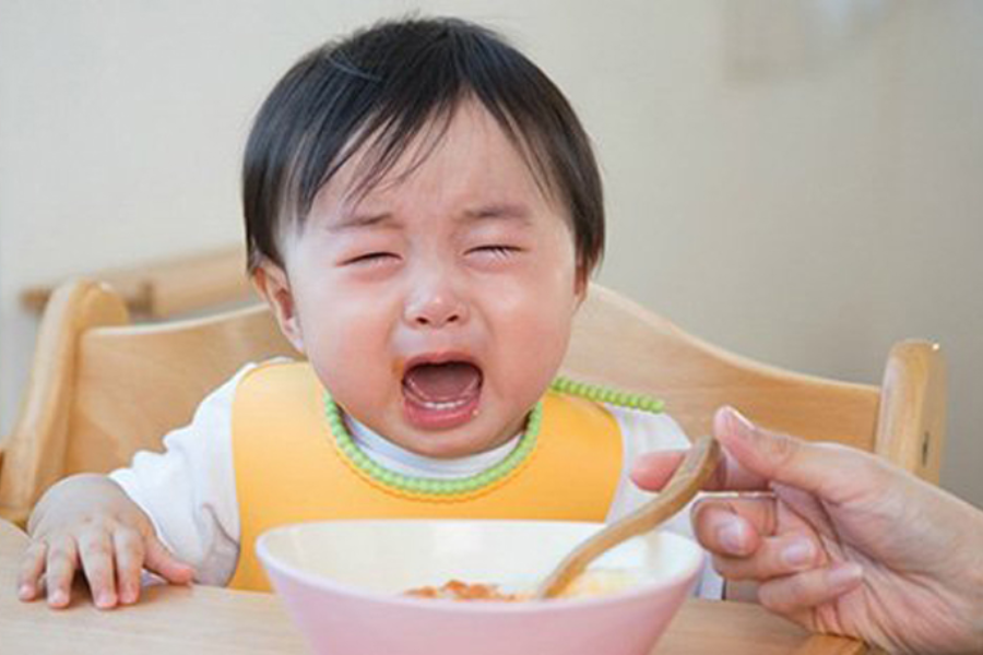 Chế độ ăn dặm không hợp lý
